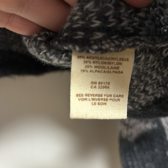 Free People crop sweater NWOT, size XS but oversized. Dark and light gray. - Picture 2 of 7